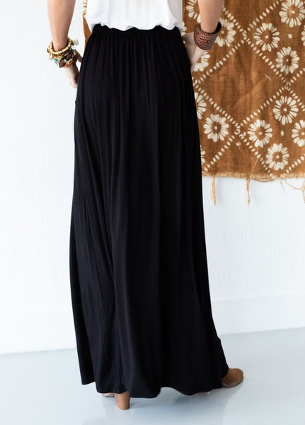 Black Knit Rayon MAXI Skirt ~ With Pockets!