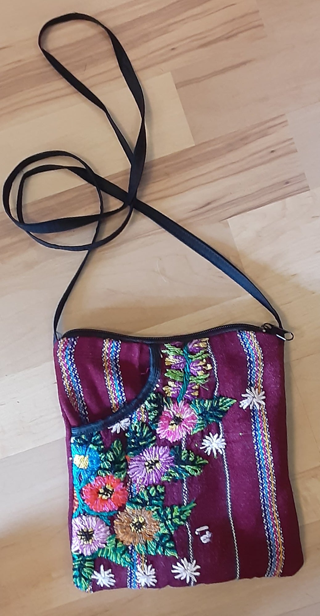 Guatemalan Embroidered Bag with Front Pocket for Cell Phone - Burgundy